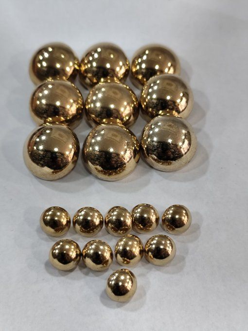 BOUTON DEMI BOULE A QUEUE DORE 10 PCS en 15MM et 9 PCS en 18MM  
