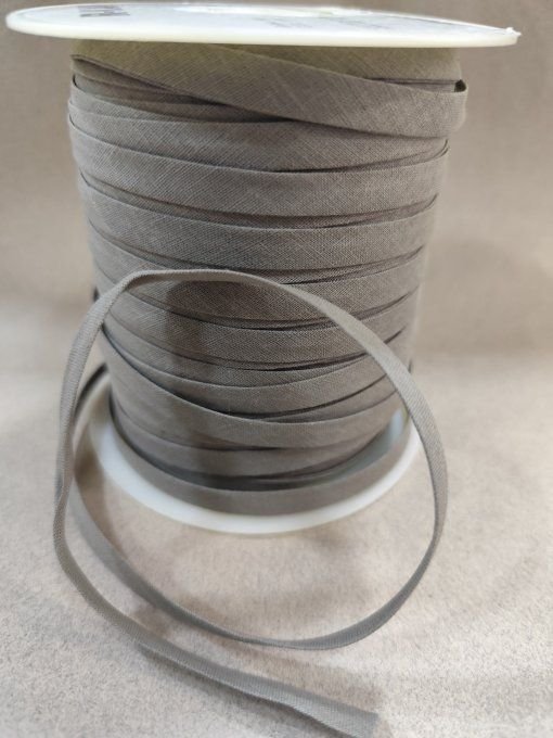 Rouleau de biais coton taupe de 100 m, 10 mm plié