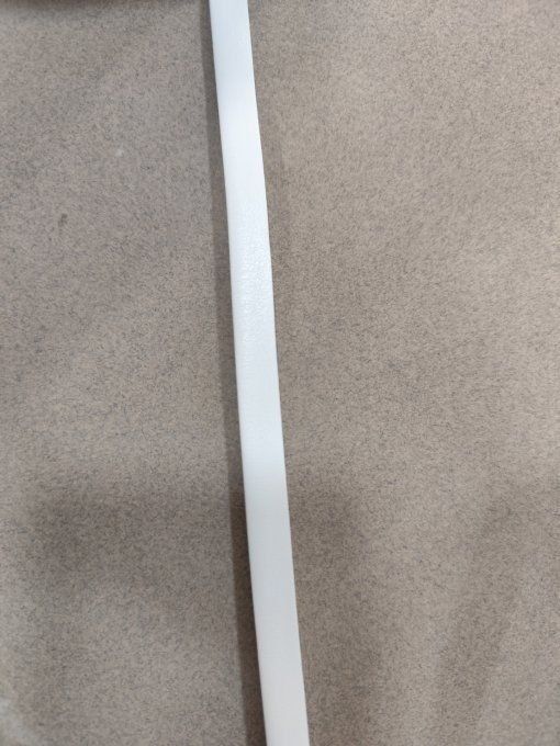 Biais simili cuir blanc pré-plié 10 mm, vendu au mètre