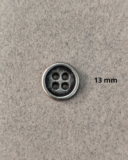 Bouton métal argent vieilli à la pièce