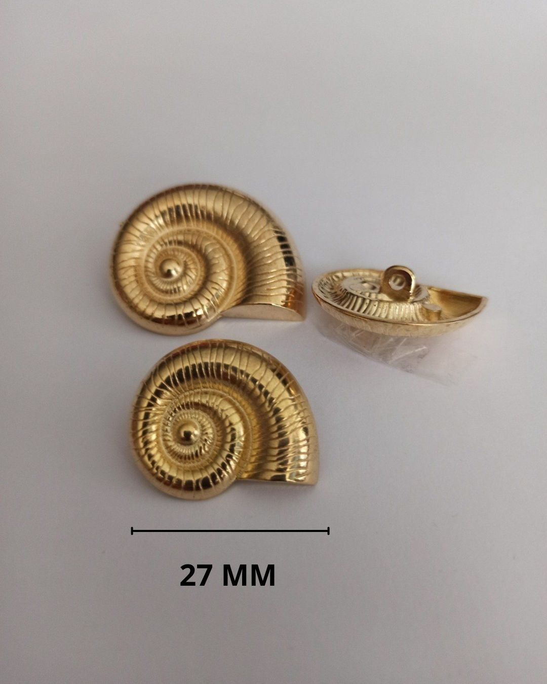 Bouton escargot Doré en 27 MM 