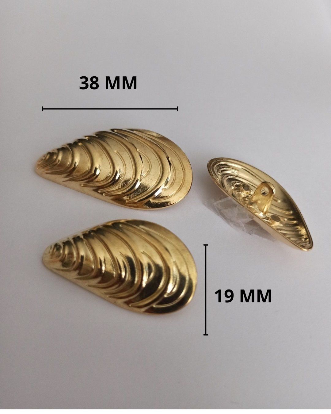 Bouton moule doré 38 MM