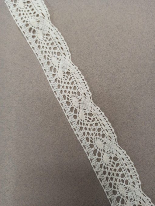 Dentelle Macramé au mètre - 35mm écru 