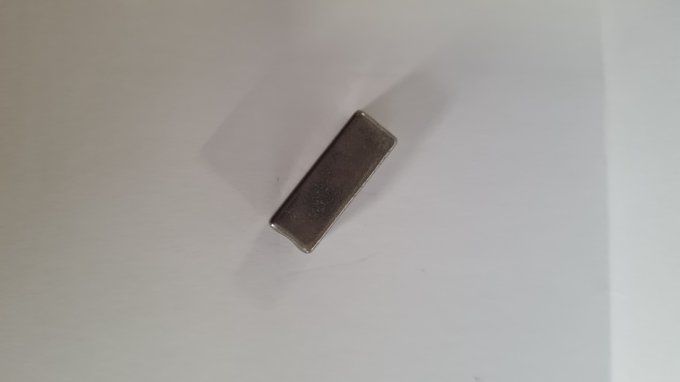 Embout cordon métal carré  20 mm à la pièce