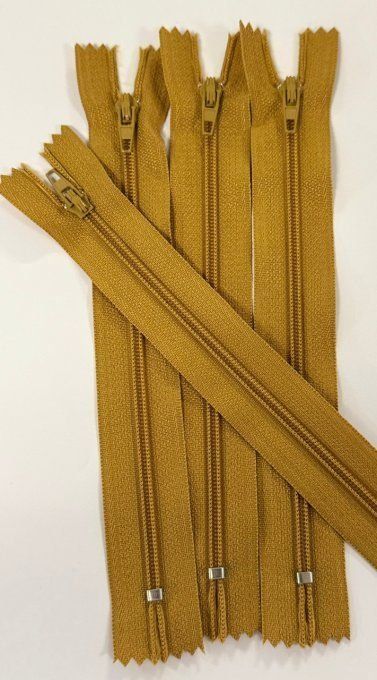 Lot de 100 fermetures éclair nylon camel 15 cm, dents 3 mm