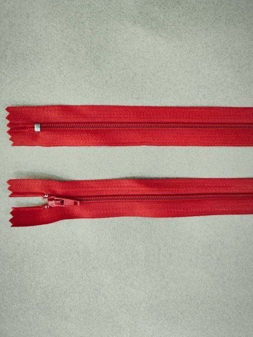 Lot de 100 fermetures éclair nylon rouges 15 cm, dents 3 mm