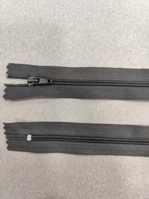 Fermeture éclair nylon marron à la pièce -