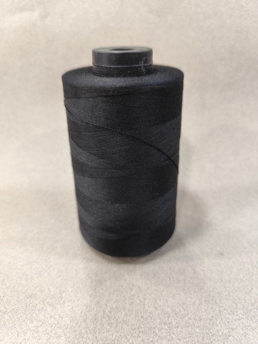 Fil polyester noir à la bobine 