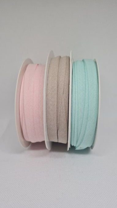 Lot de 3 rouleaux de biais coton de 20 m, rose poudré, beige clair et vert d’eau
