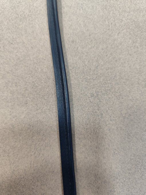 Passepoil imitation cuir marine au mètre -