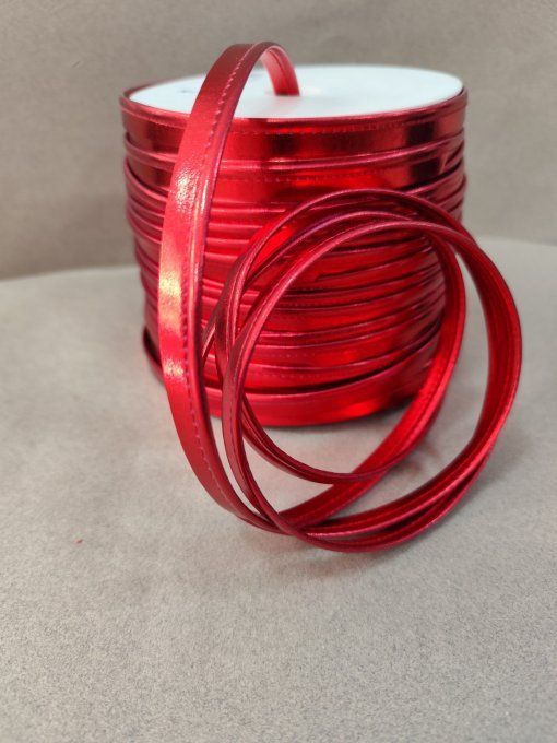 Passepoil imitation cuir lamé rouge