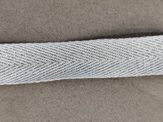 Sergé coton blanc/argenté 20 mm  / 50MTS