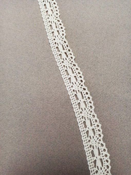 Dentelle Macramé au mètre - 25mm écru  