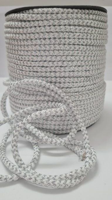 Cordon coton blanc avec fils lurex argent de 3 à 7 mm vendu au mètre