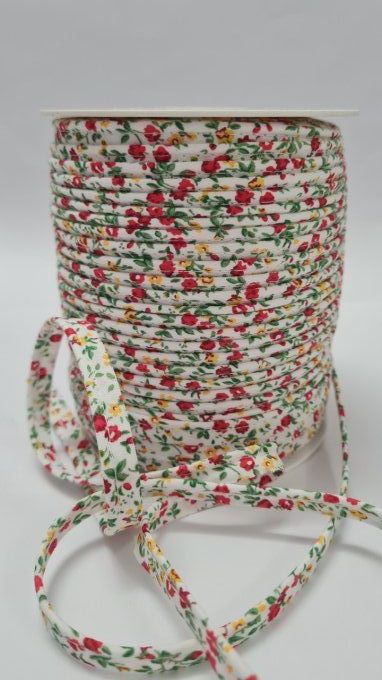 Passepoil coton fleuri rouge au mètre