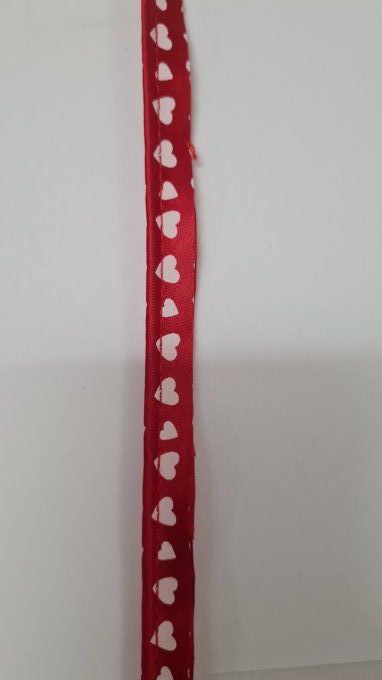 Passepoil satin rouge coeur blanc au mètre