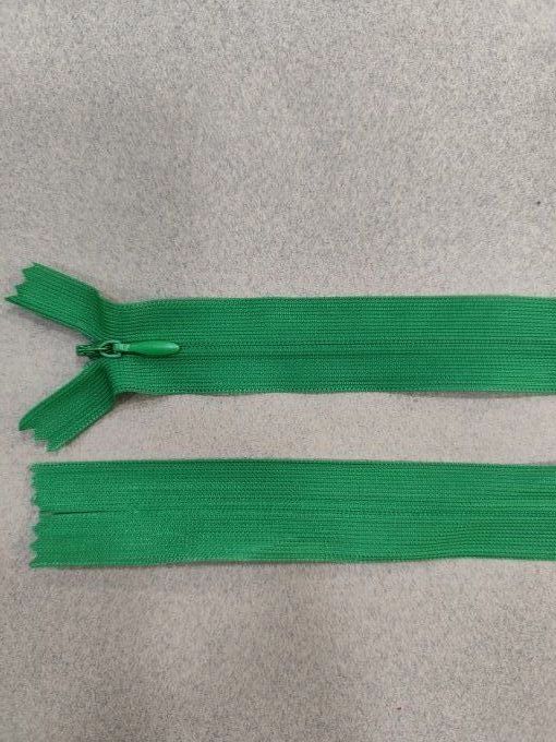 Fermeture éclair invisible verte à la pièce