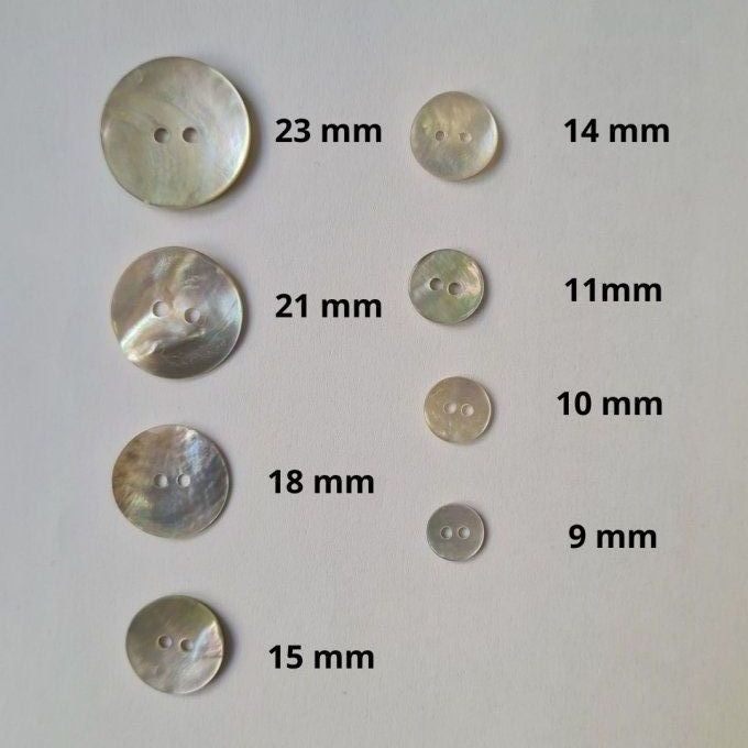 Bouton nacre à la pièce