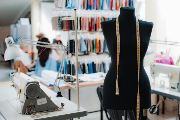 Atelier de fabrication d'accessoires de couture Axe Mode à Paris